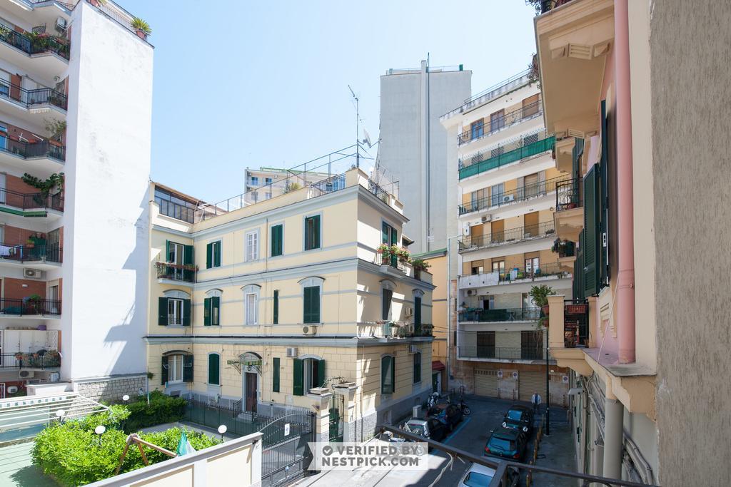 Cammarano 12 Home Napoli Ruang foto